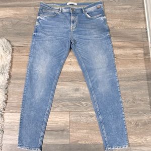 Zara jeans